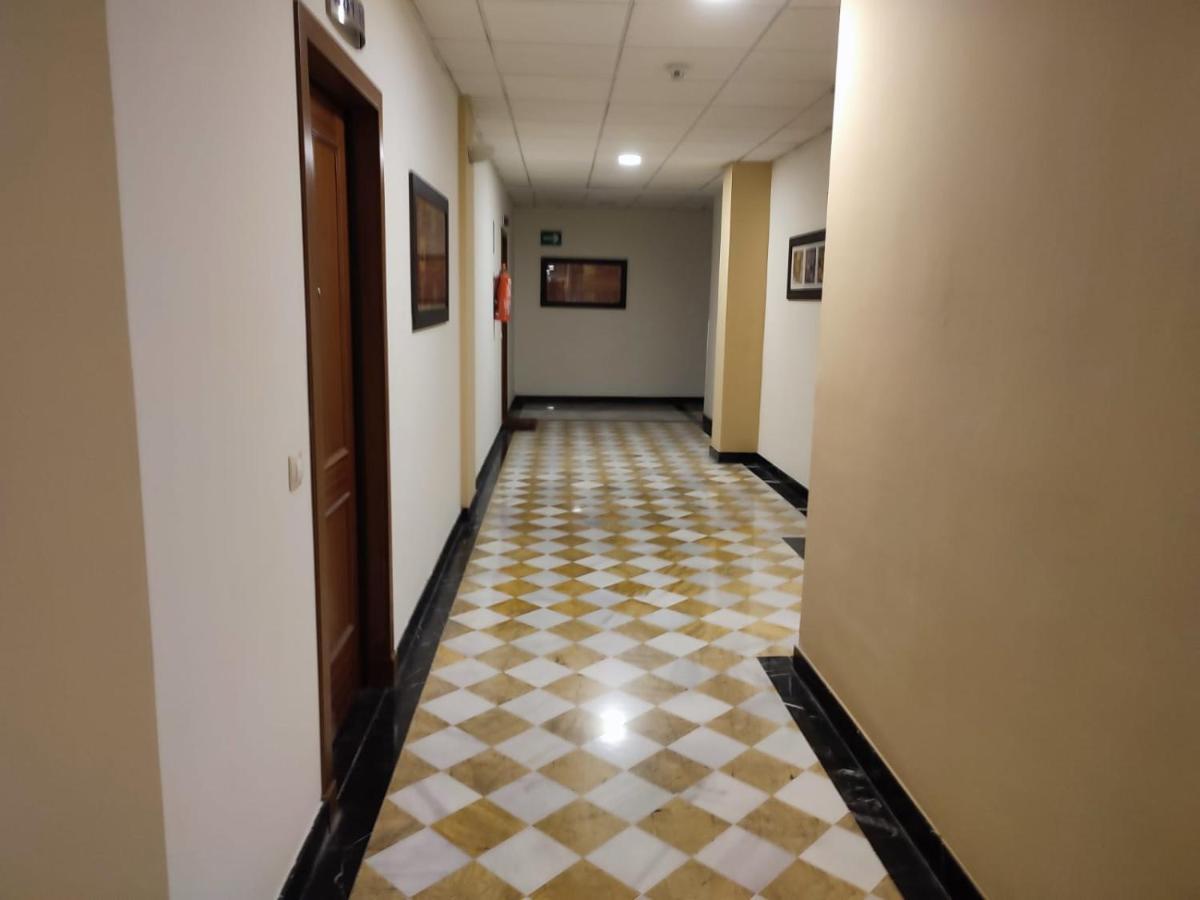 Fibes Lux Sevilla Este. Extérieur photo