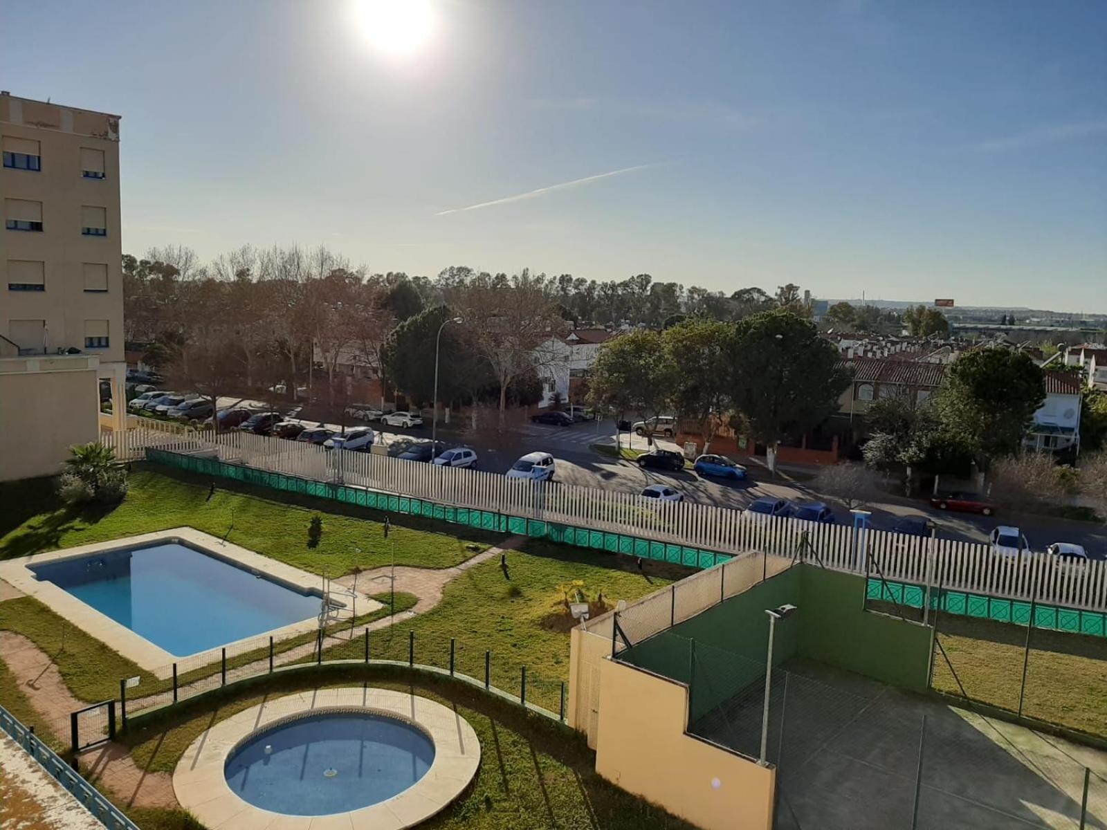 Fibes Lux Sevilla Este. Extérieur photo